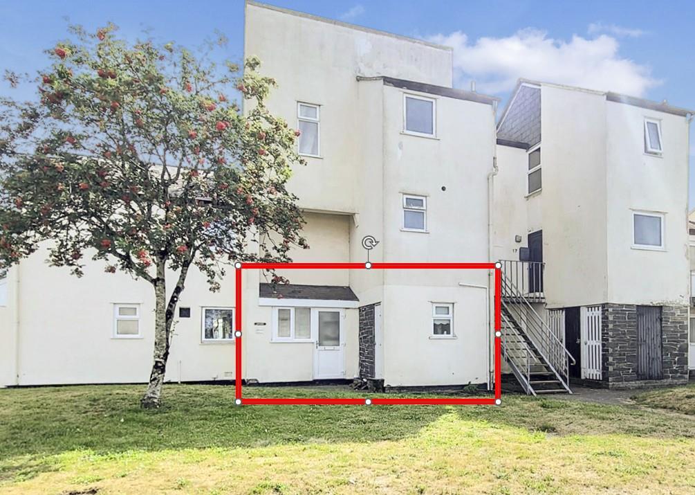 15 Glan Gors, Harlech